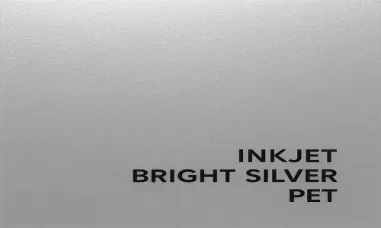 Inkjet Bright Silver PET — Prémiové metalické označenie pre vysoko dopadové branding